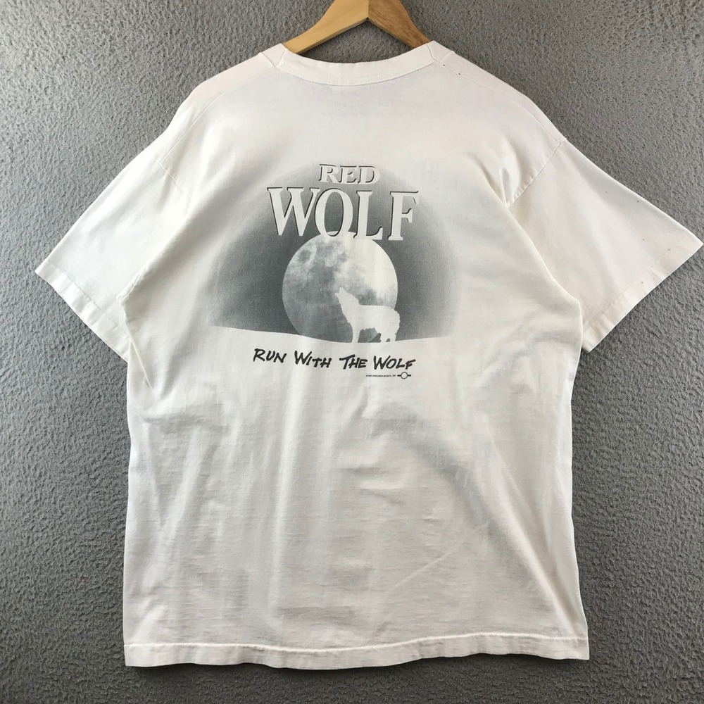 Vintage Red Wolf Run With the Wolf Graphic T-Shirt Fruit of the Loom XL
